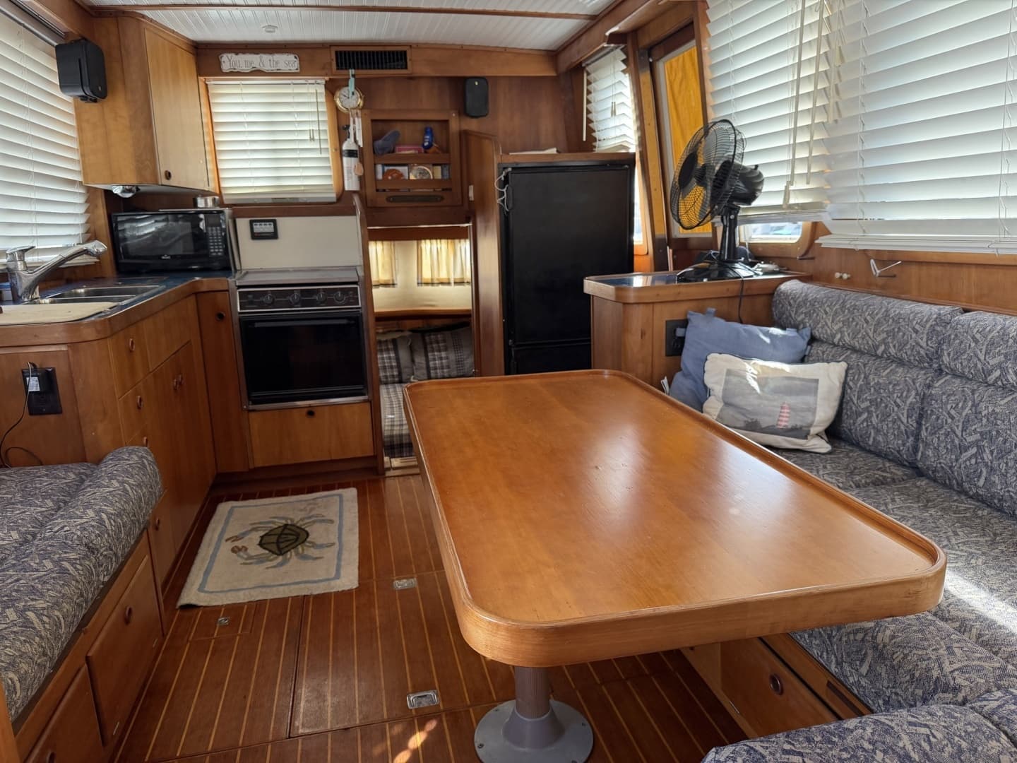 1997 Sabreline 36 Fast Trawler - Image 10