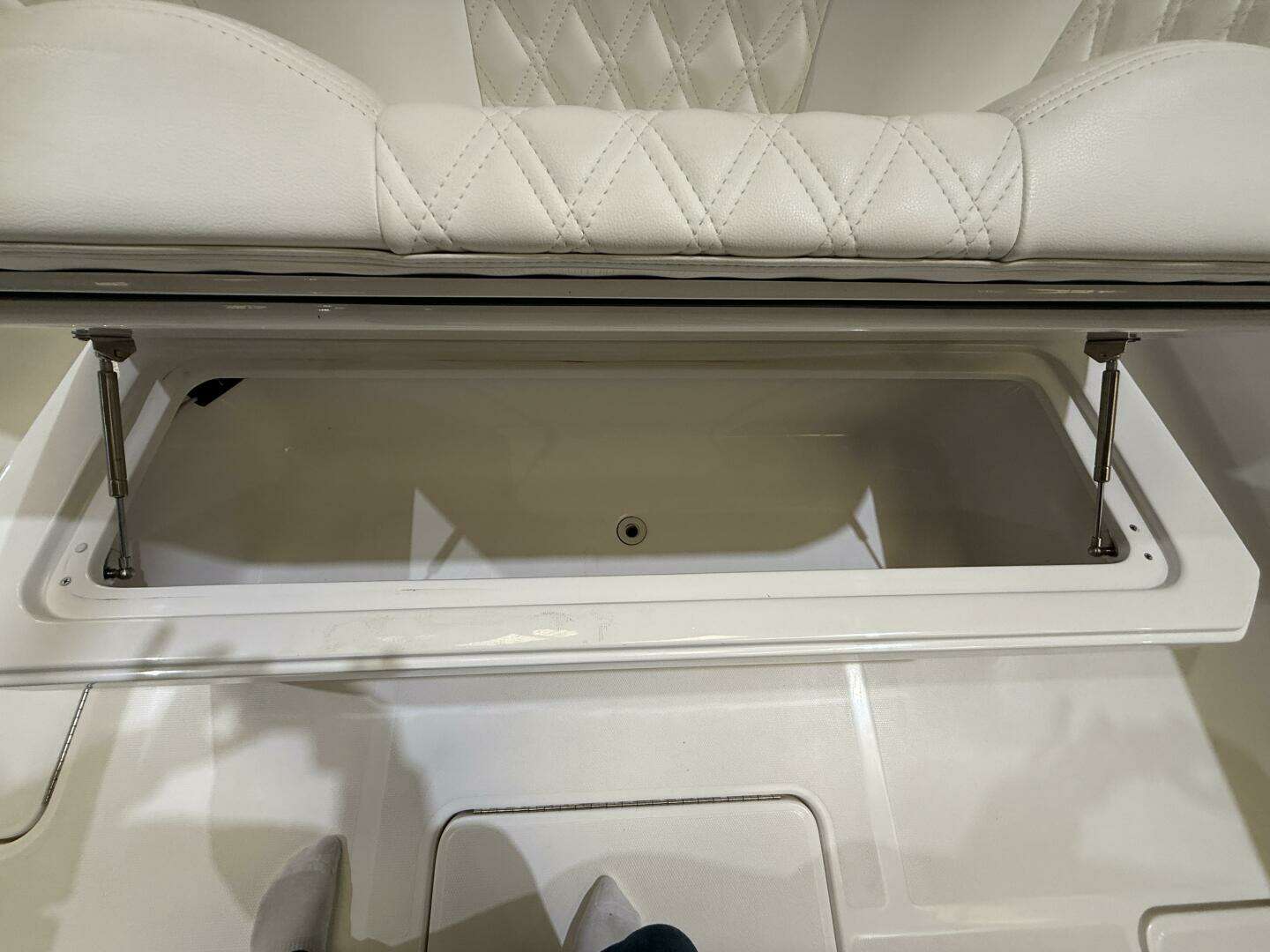 2022 Invincible 39 Open Fisherman - Image 30