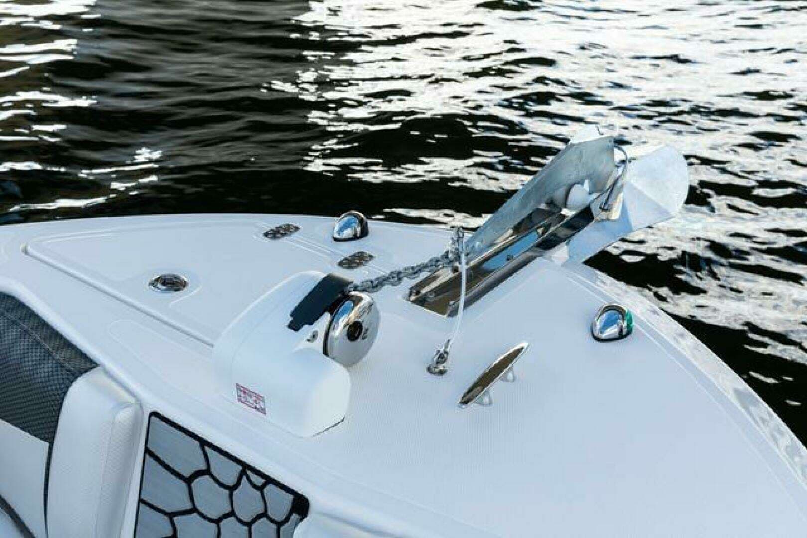 2023 Wellcraft 222F - Image 13