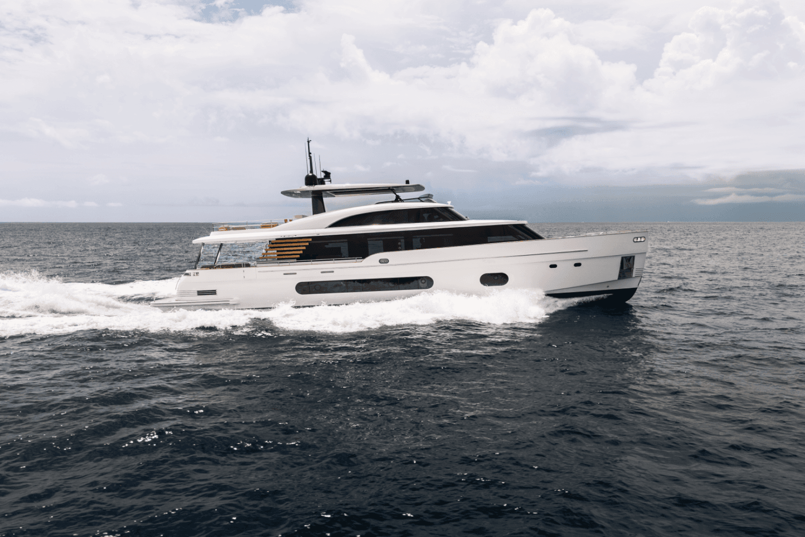 2026 Azimut Magellano 25M - Image 3