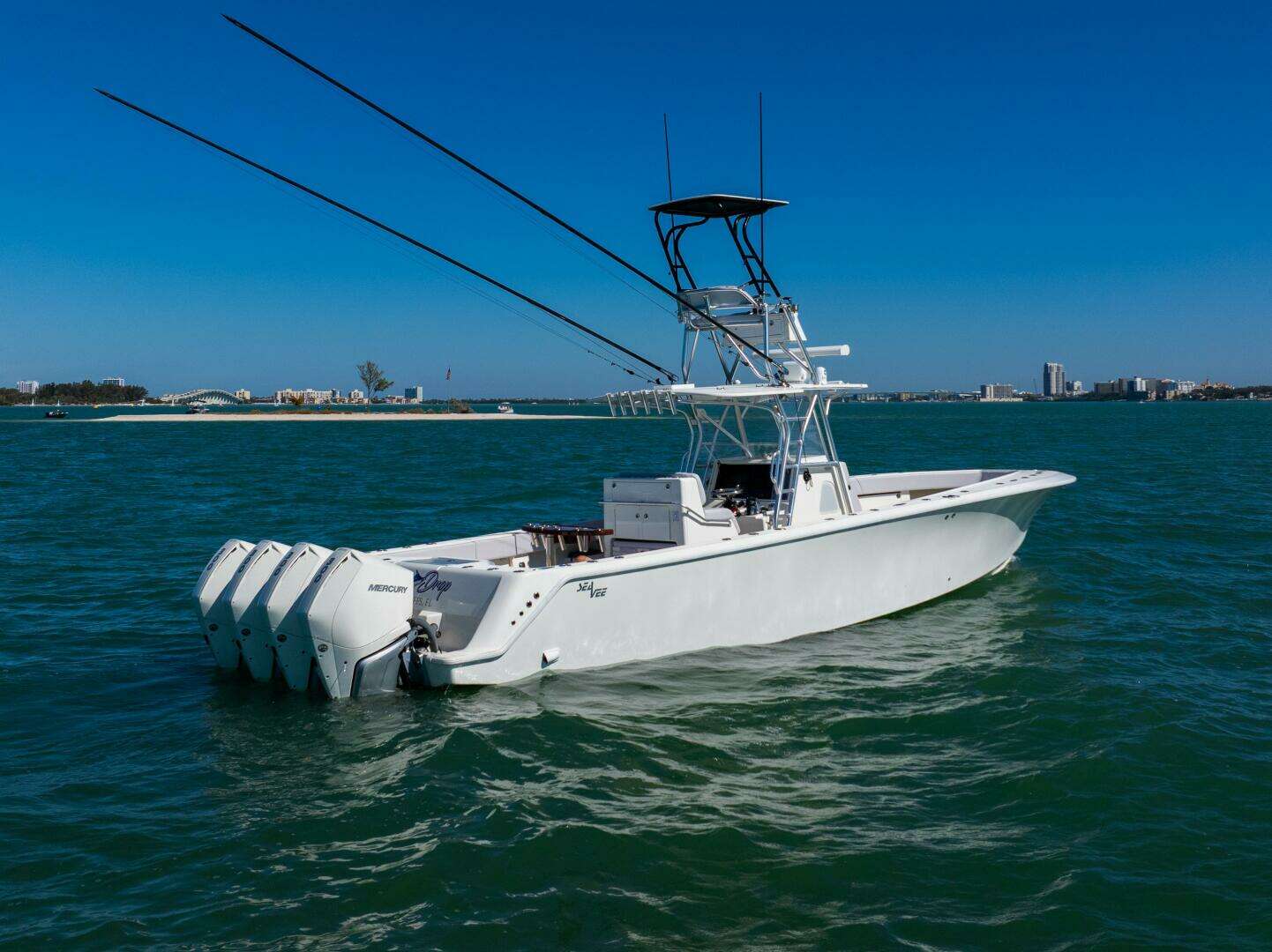 2012 SeaVee 390B - Image 3