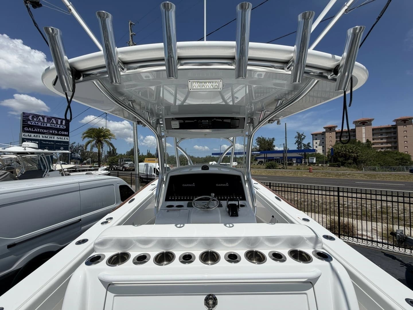 2023 Valhalla Boatworks V33 - Image 4