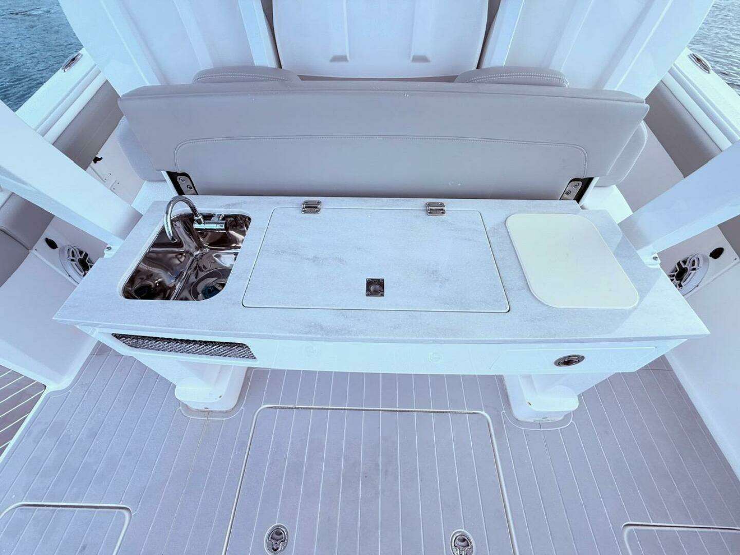 2024 Scout 400 LXF - Image 30