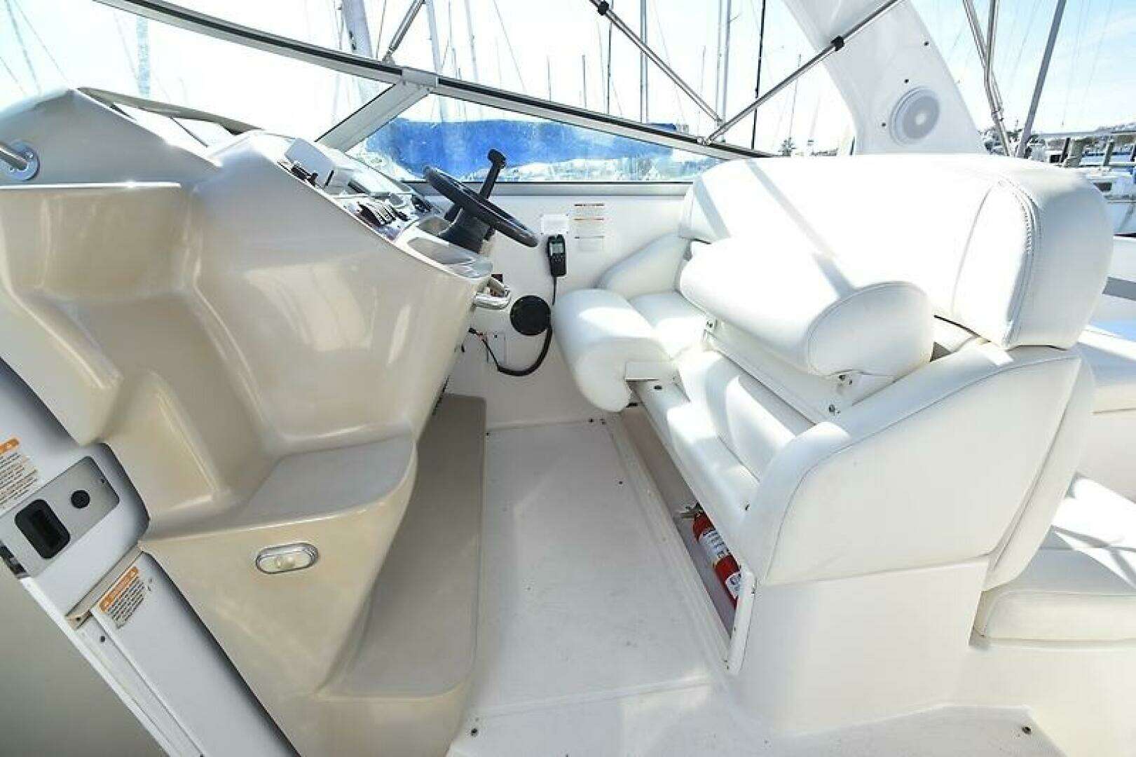 2003 Chaparral Signature 320 - Image 17