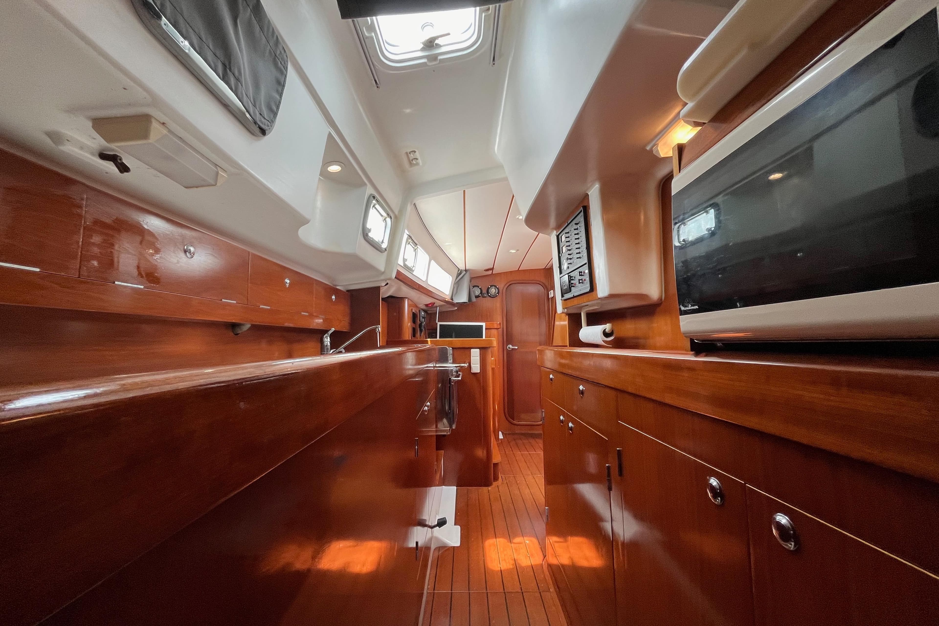 Interior of Beneteau Oceanis 40 CC yacht, year 1997.