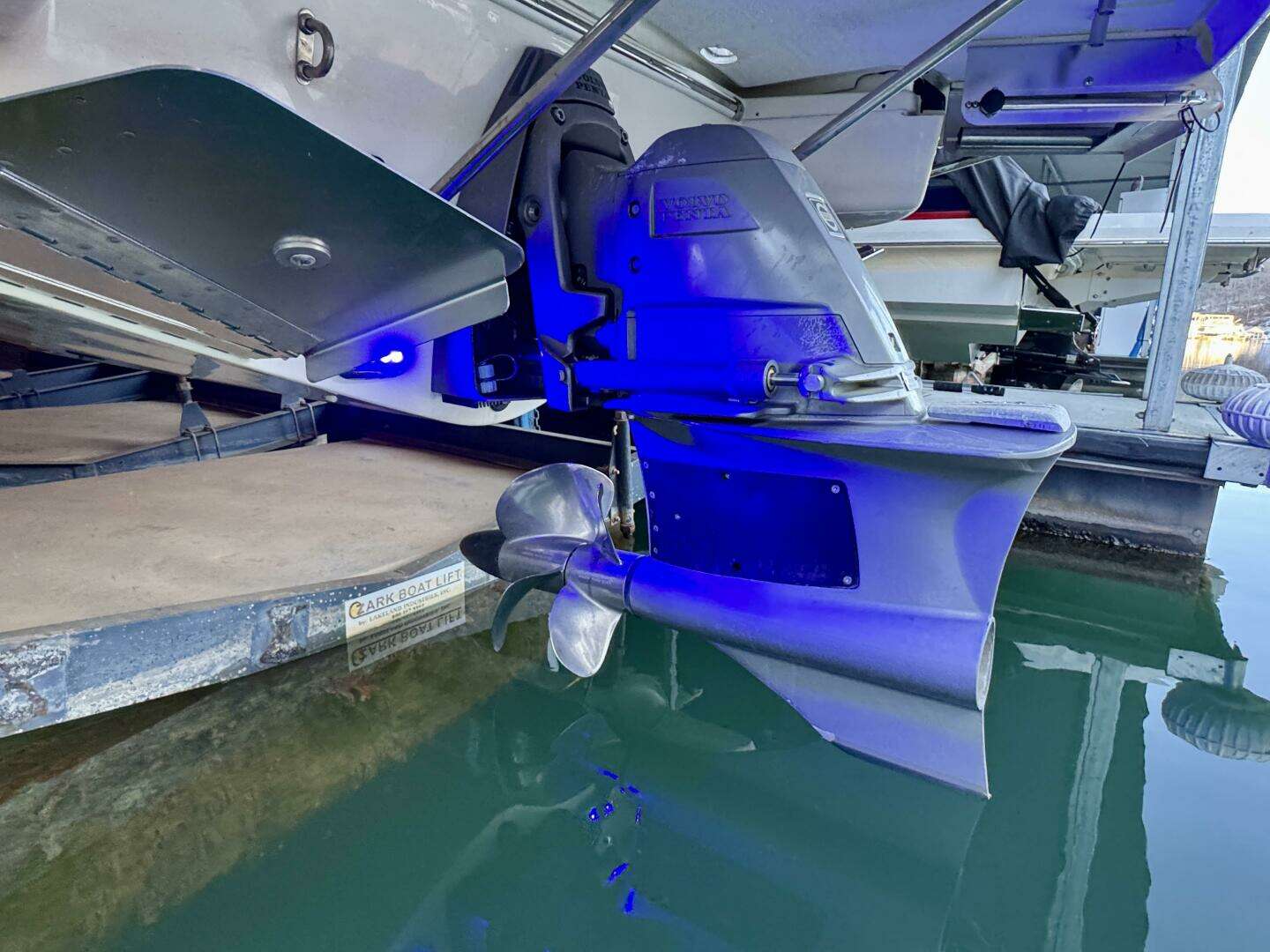 2018 Chris-Craft Launch 27 Heritage Trim Edition - Surf - Image 85