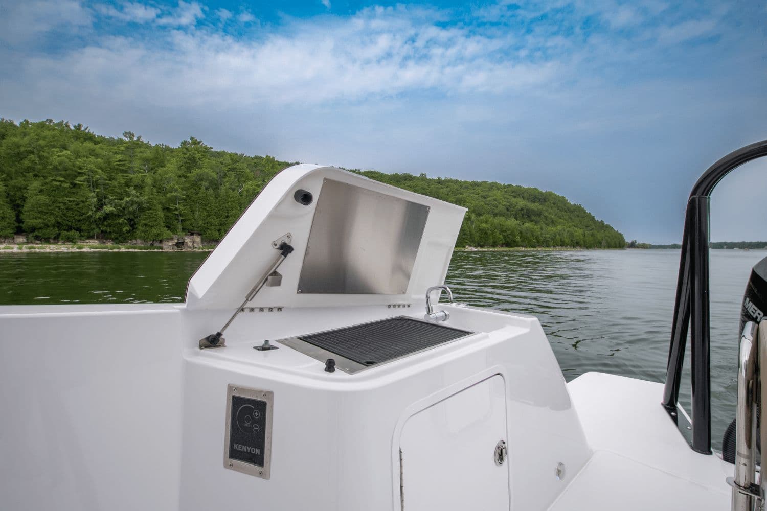 2026 Cruisers Yachts 38 VTR - 11