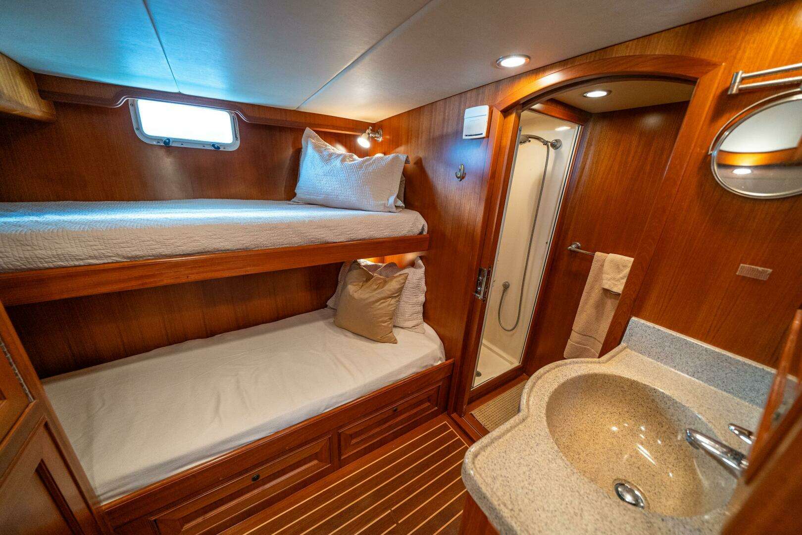2006 Offshore Yachts 72 Pilothouse - Image 62