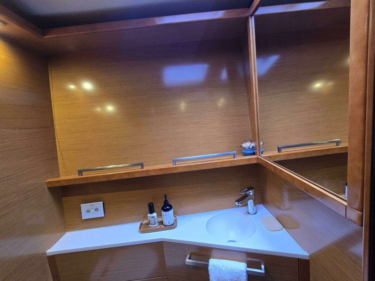 2016 Lagoon 560 S2 - Image 17
