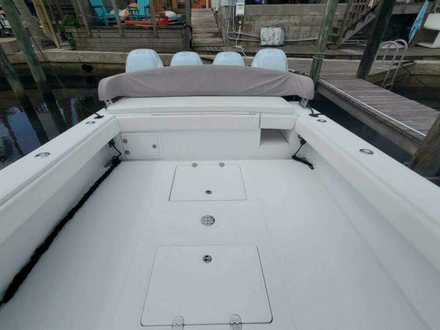 2014 Bahama 41 FS - Image 23