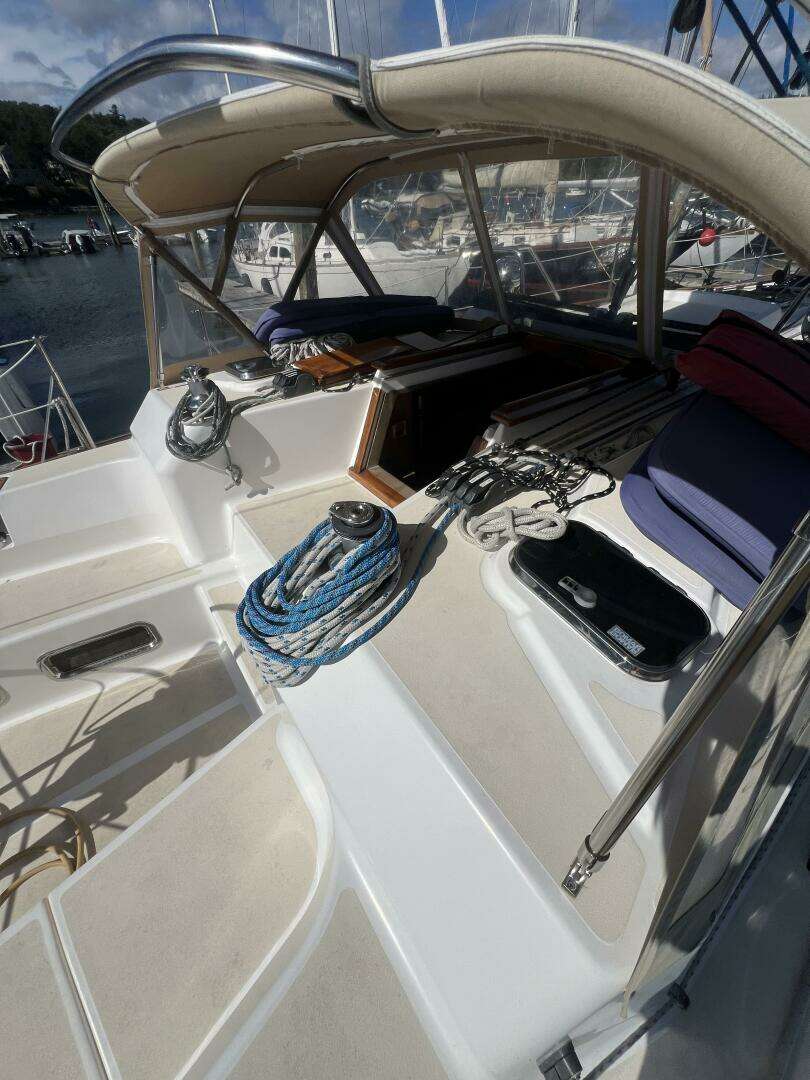 2003 Tartan 4100 - Image 22