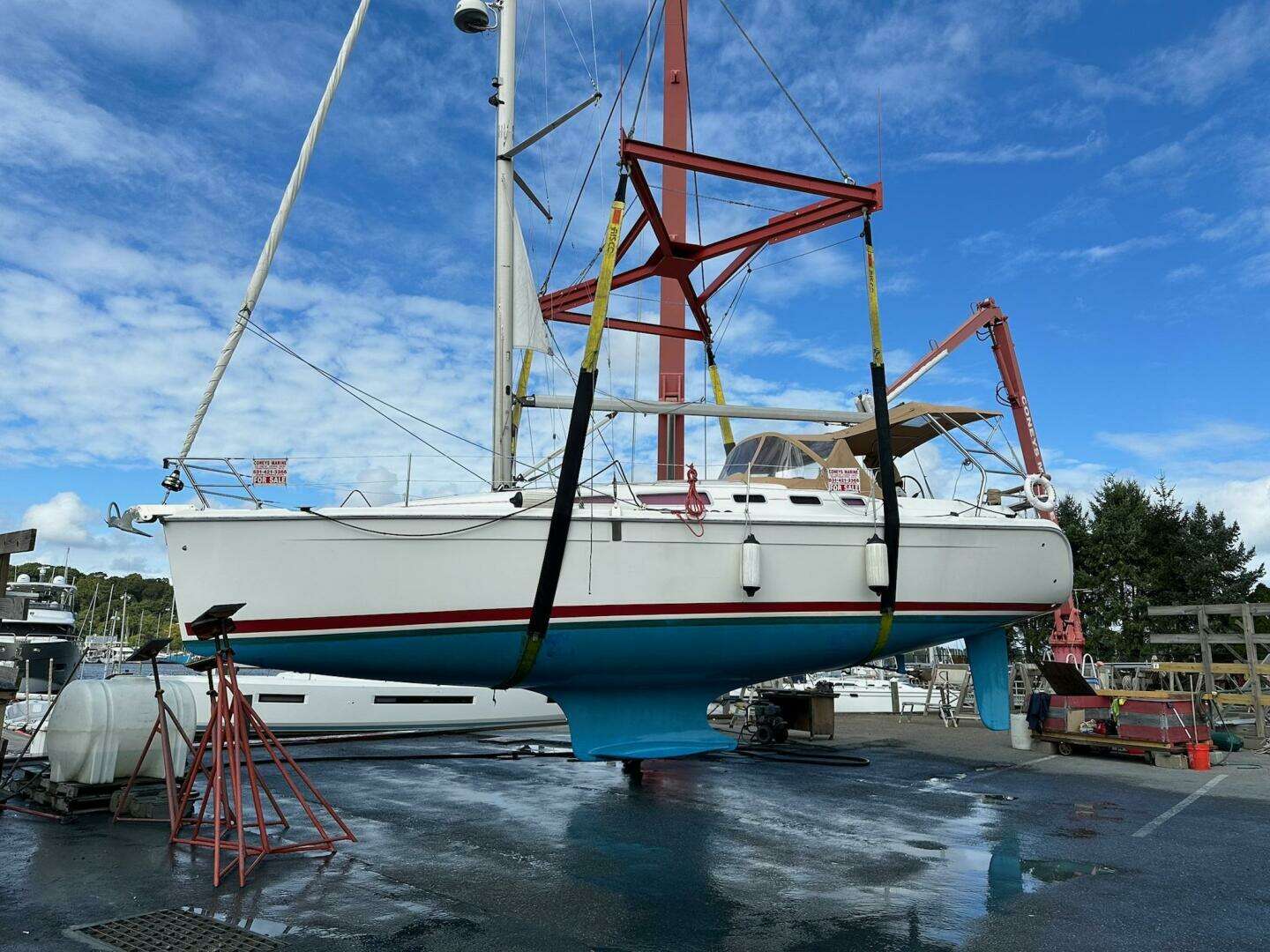 2005 Hunter 38 - Image 5