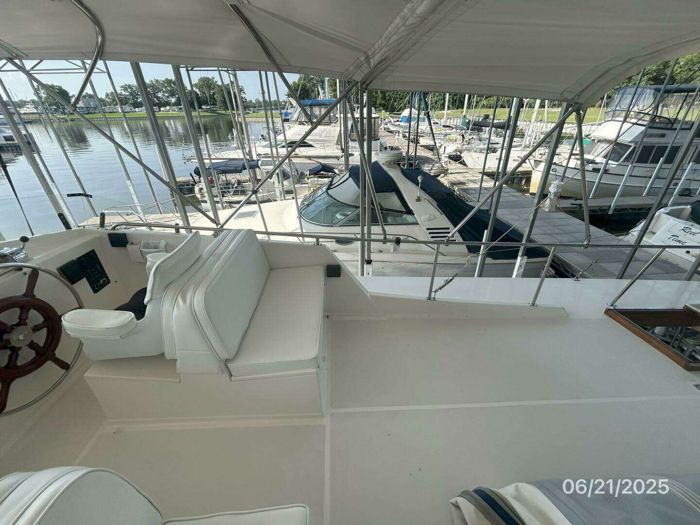 1992 Grand Banks Europa - Image 25