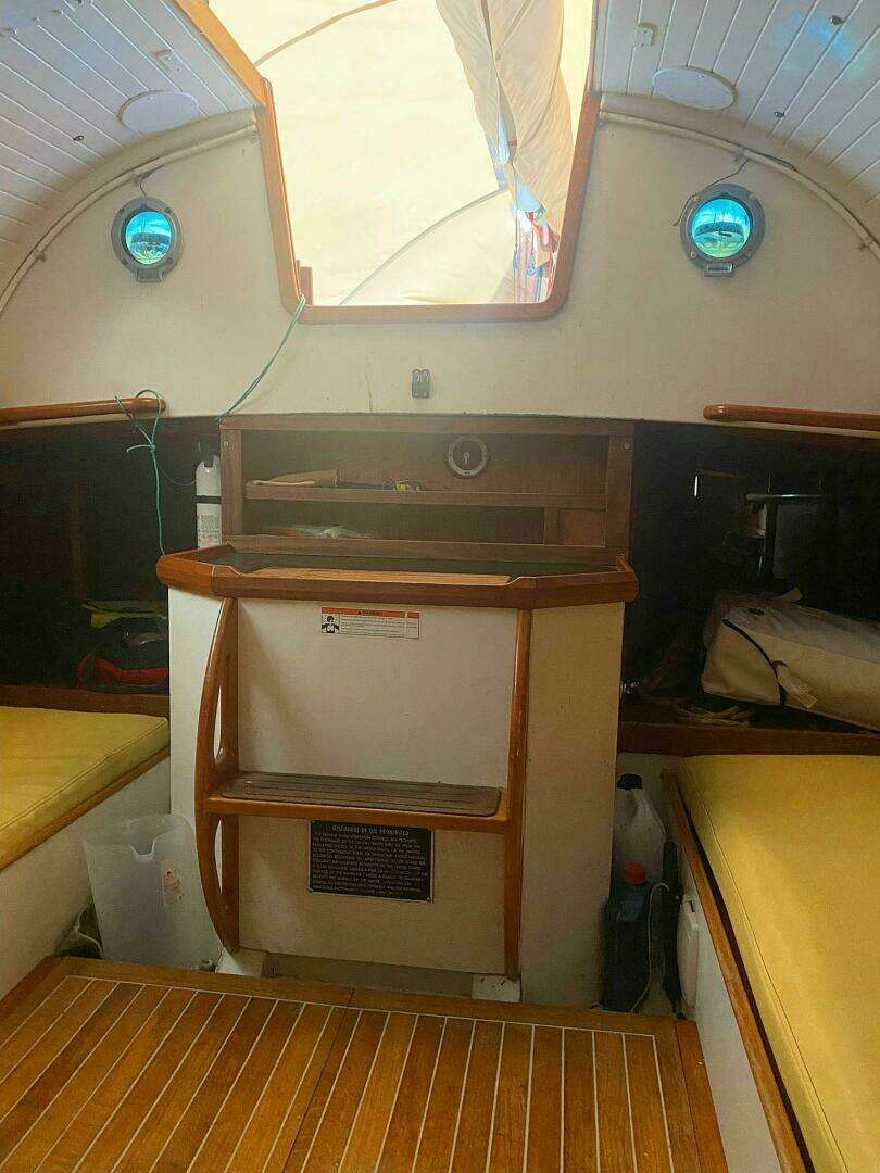 1997 Custom 30 Performance Sloop - Image 12