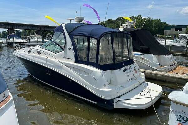 2004 Sea Ray 320 Sundancer - Image 1