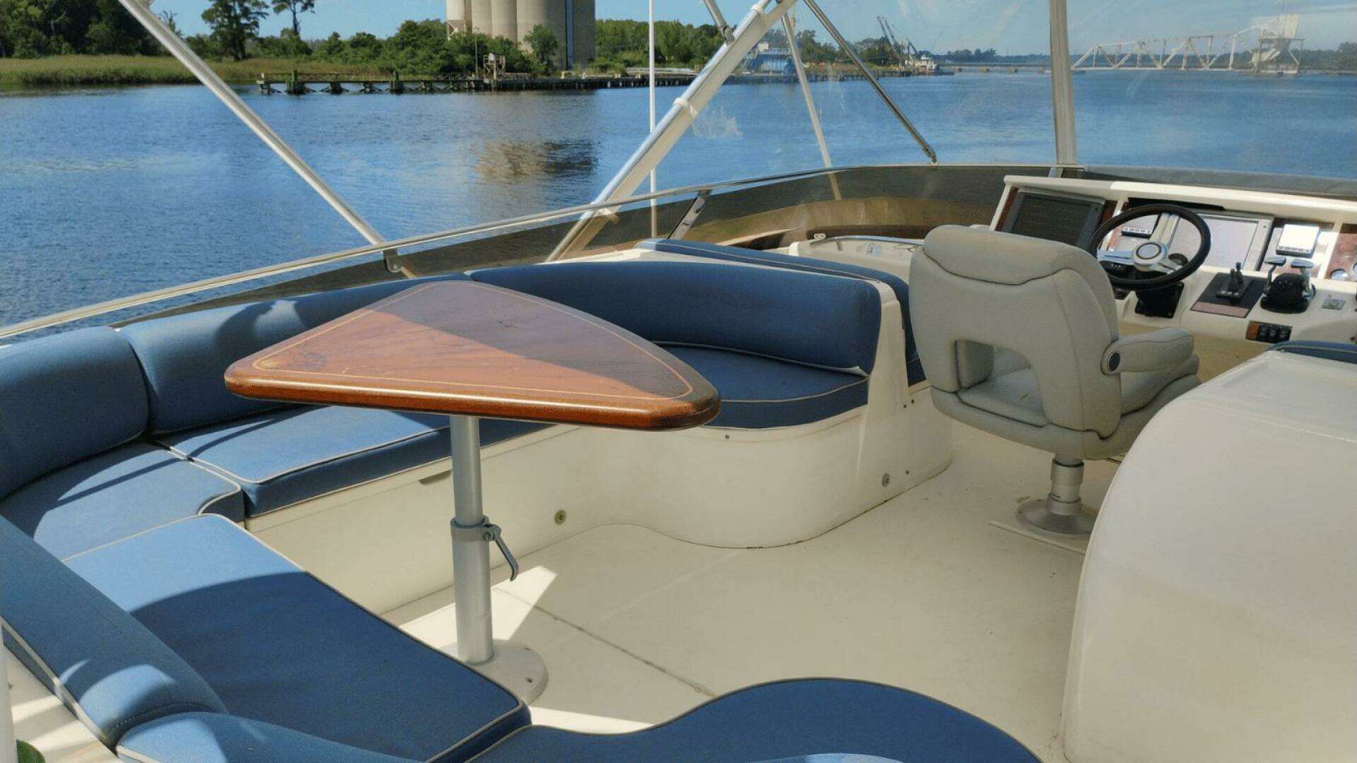 2001 Viking Princess 72 - Image 11
