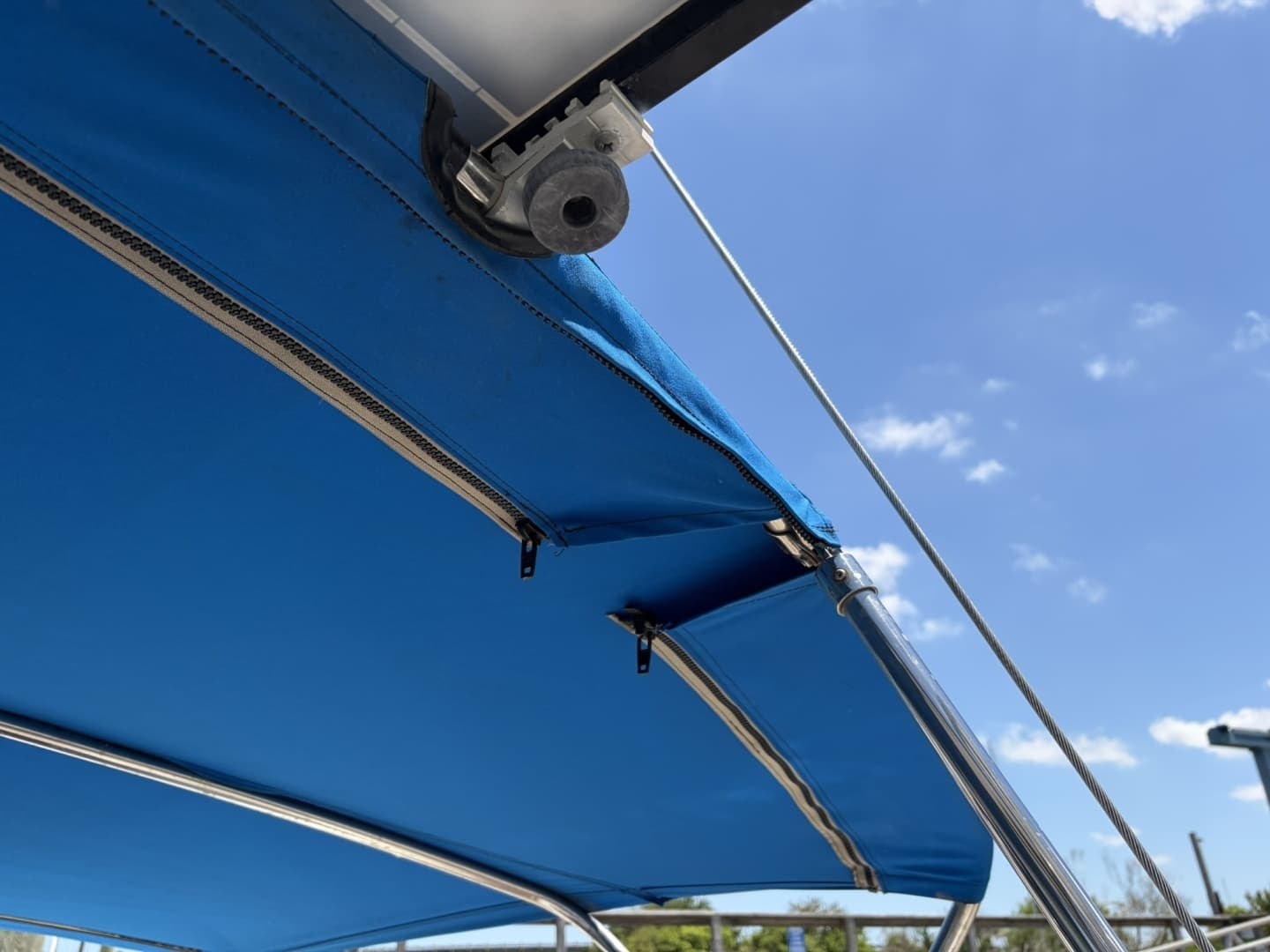 2006 Beneteau 423 - Image 76