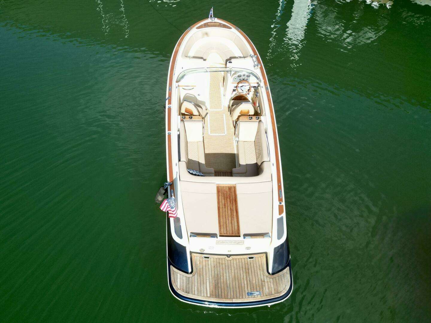 2018 Chris-Craft Launch 27 Heritage Trim Edition - Surf - Image 4