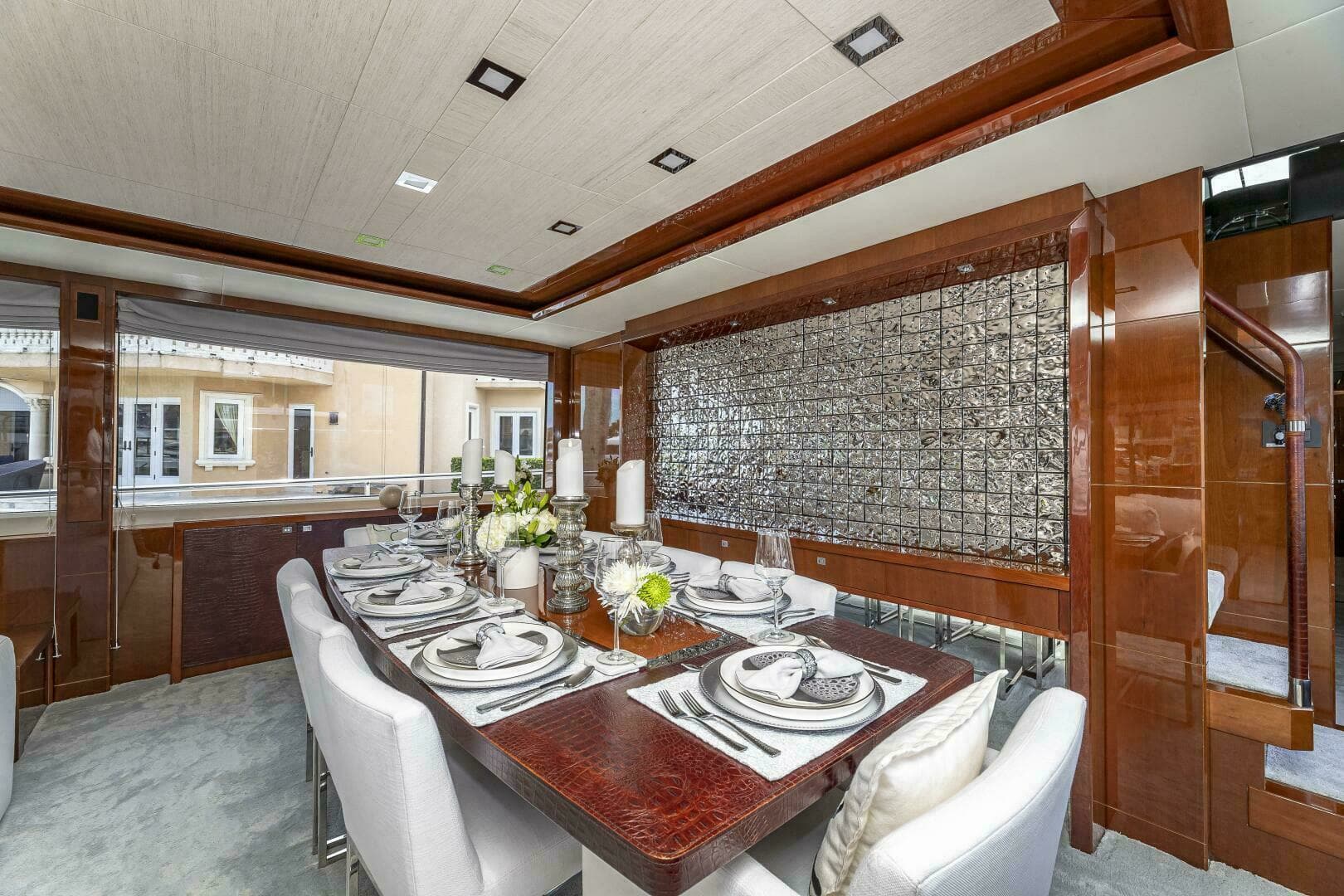 2012 Princess 32M - Image 14