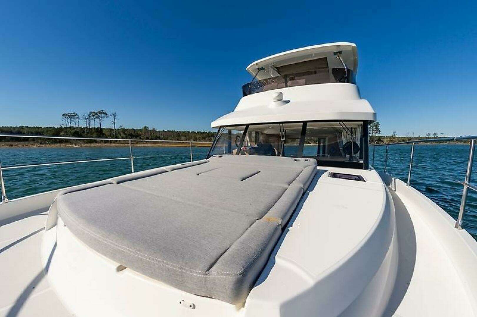 2022 Beneteau Swift Trawler - Image 19