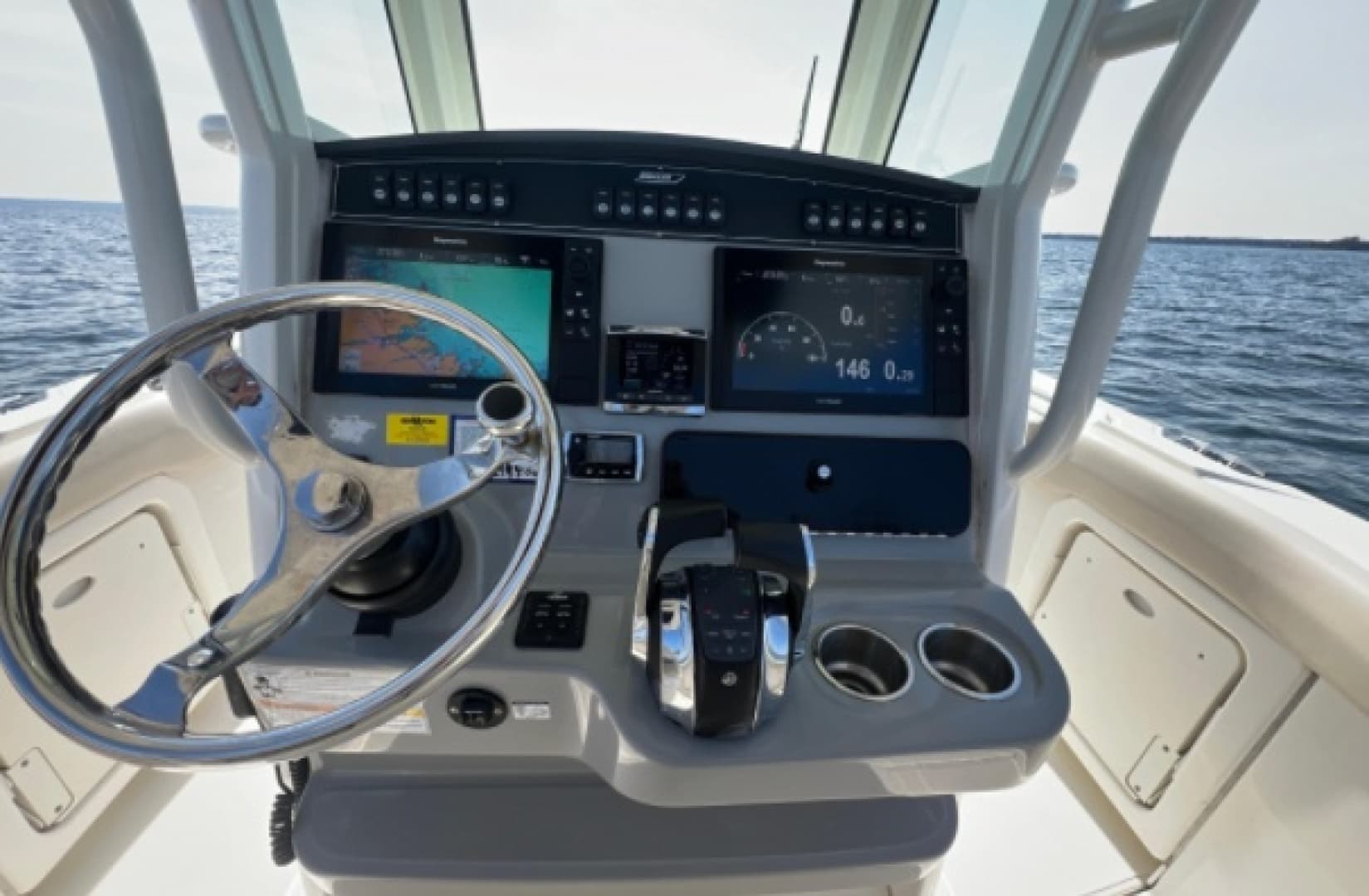 2016 Boston Whaler 280 Outrage - Image 11