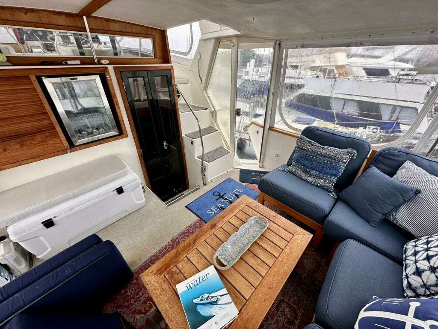 1989 Viking 44 Motor Yacht - Image 9