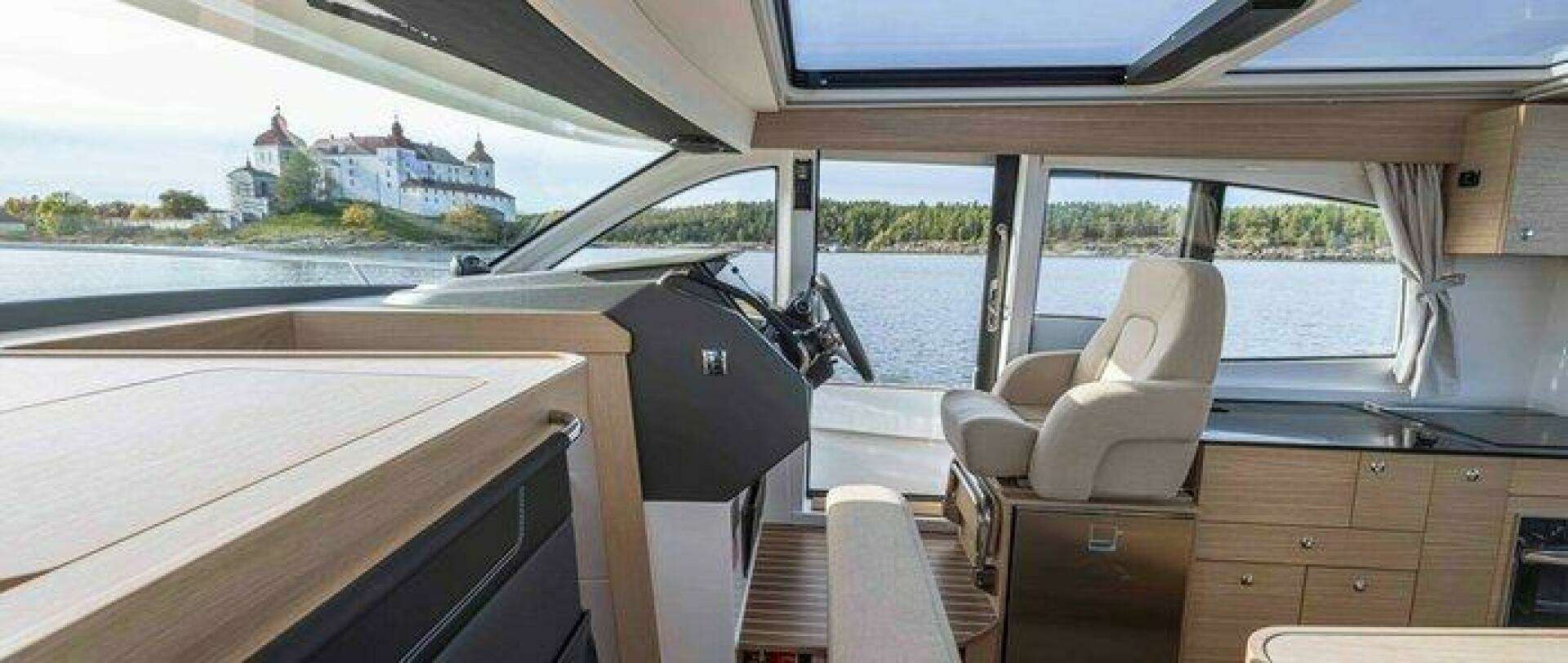 2026 Nimbus 365 Coupe - Image 6