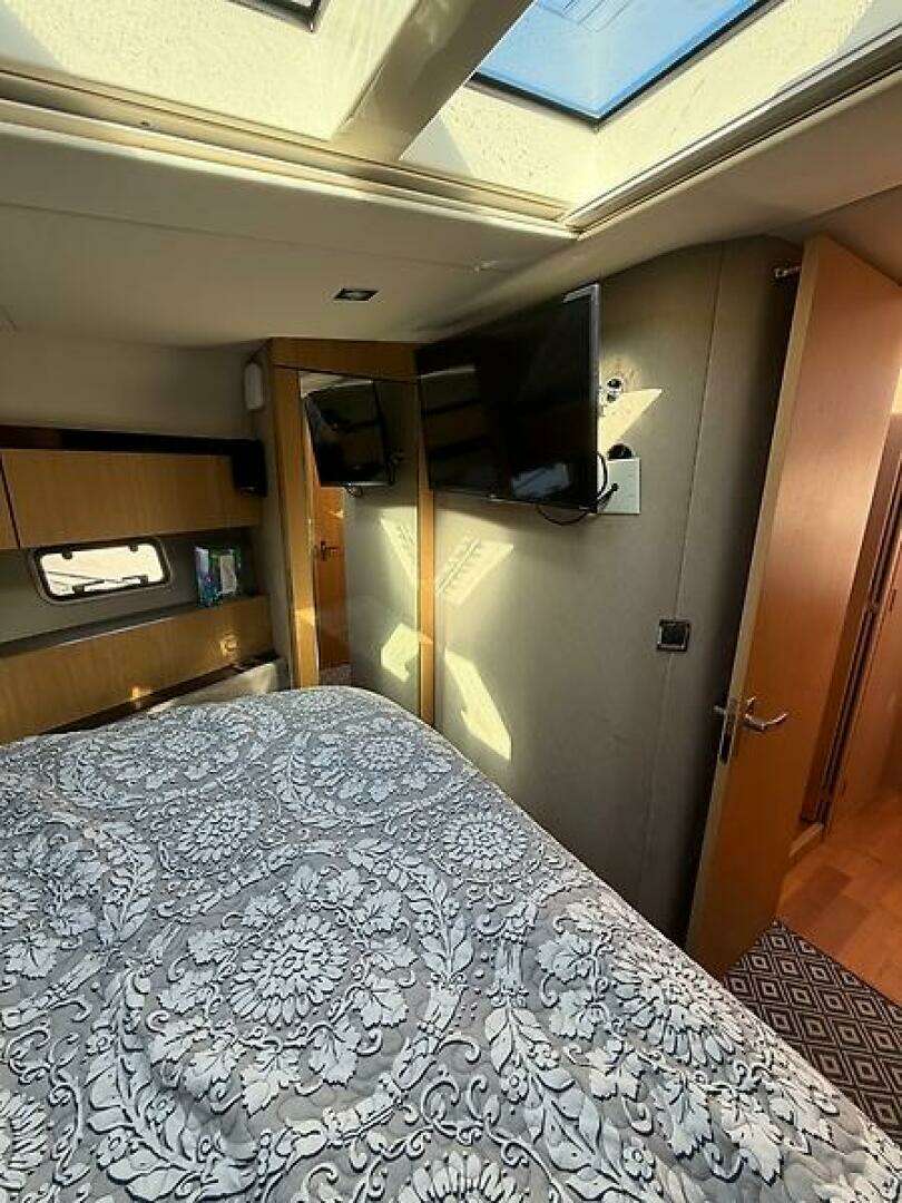2015 Fairline Squadron 42 - Image 24