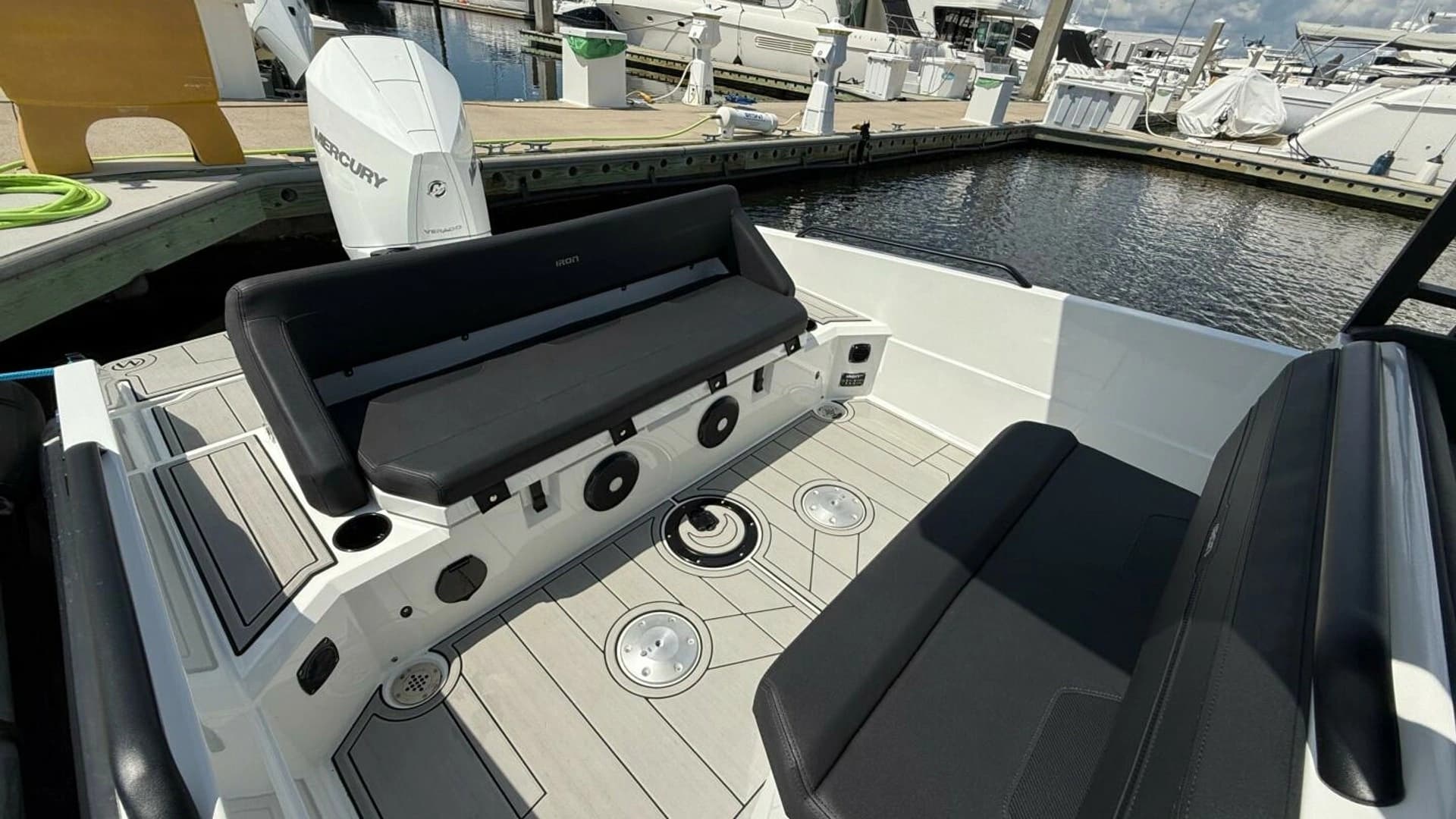 2024 Iron 27 T-Top - Image 3