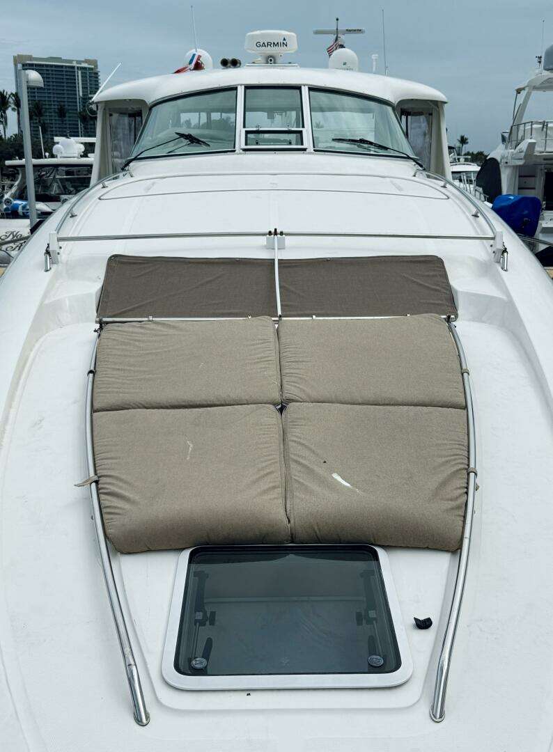 2003 Sea Ray 480 Motor Yacht - Image 3