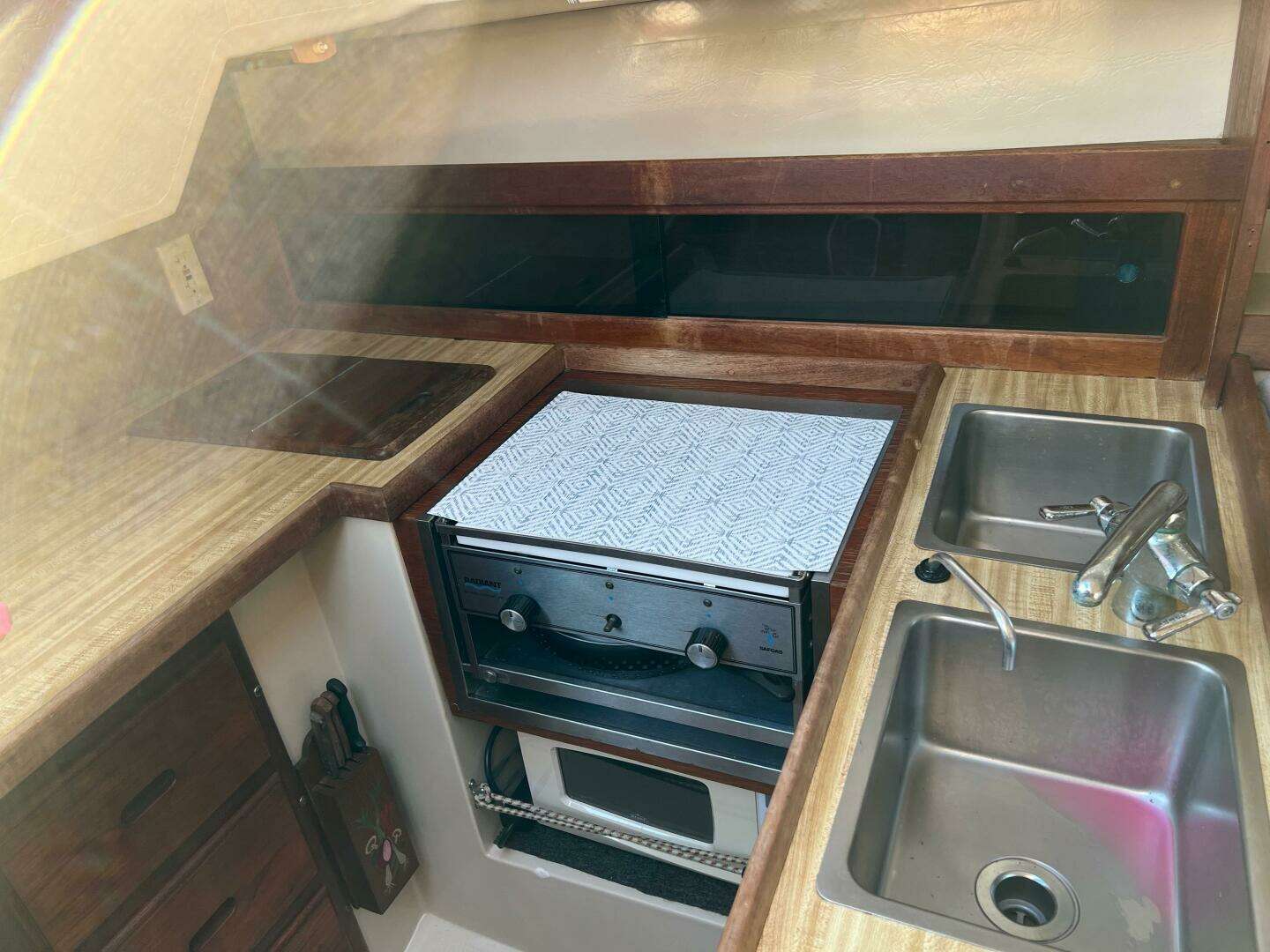 1985 Catalina 30 - Image 10