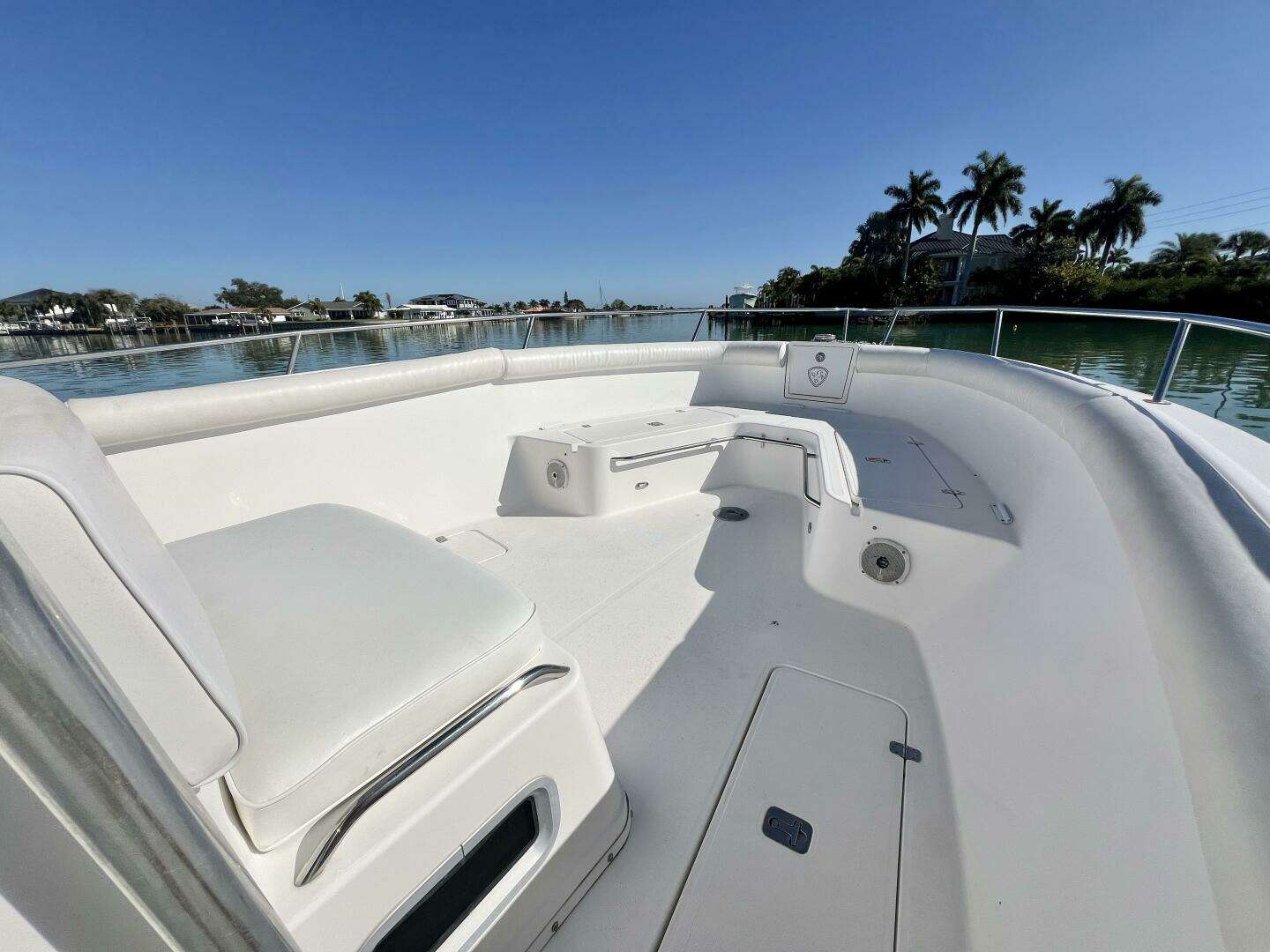 2005 Century 3200 Center Console - Image 24