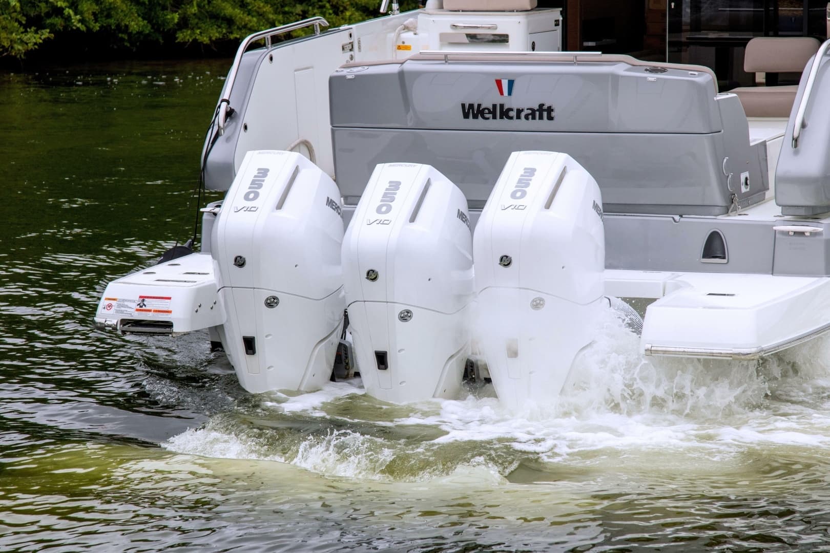 2026 Wellcraft 44 Explorer - Image 5