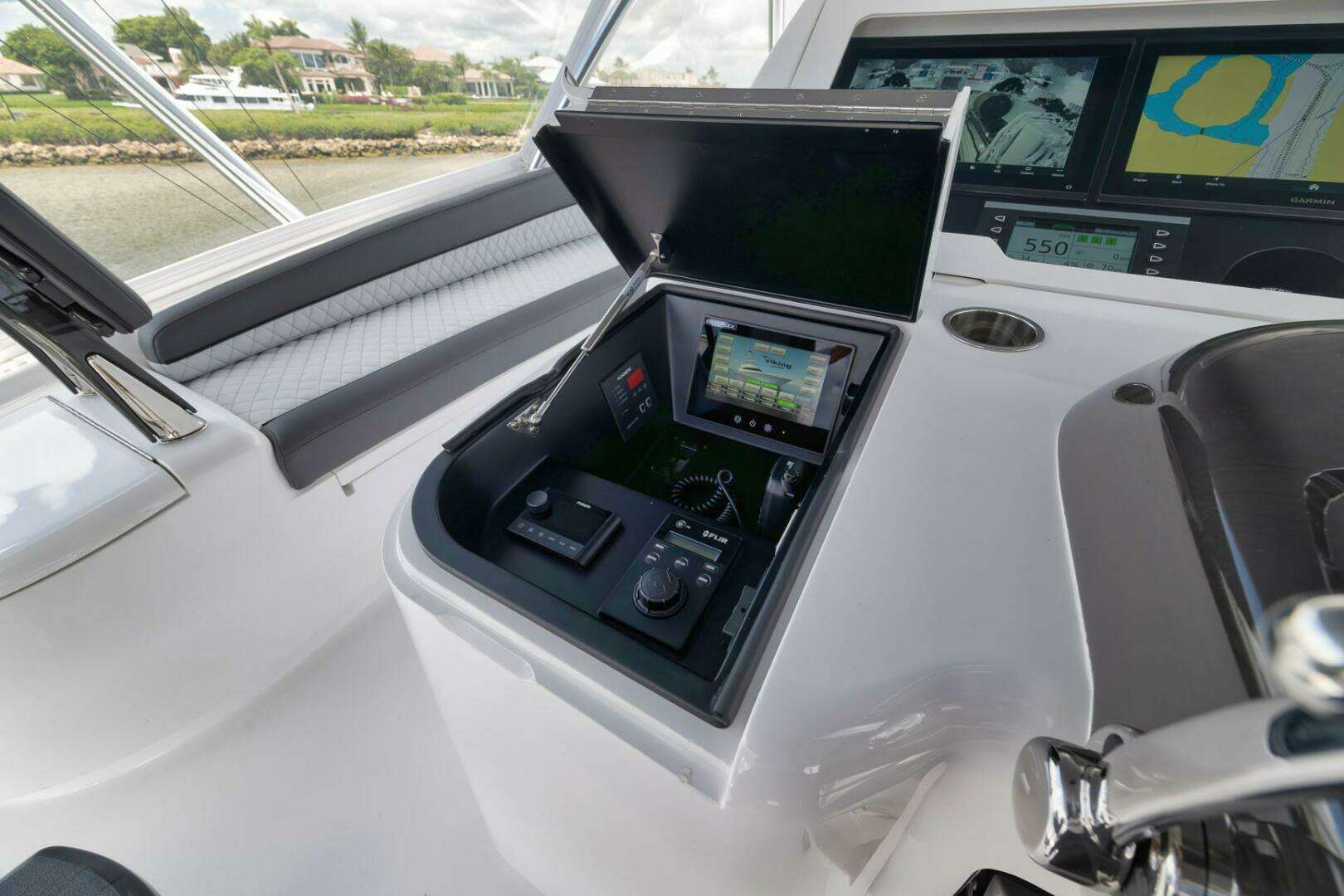 2024 Viking Convertible - Image 13
