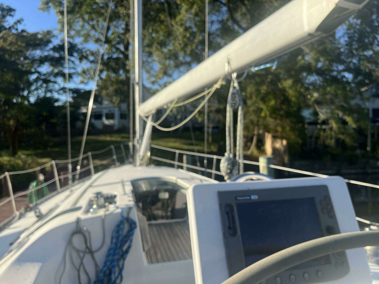1990 Beneteau — - Image 14