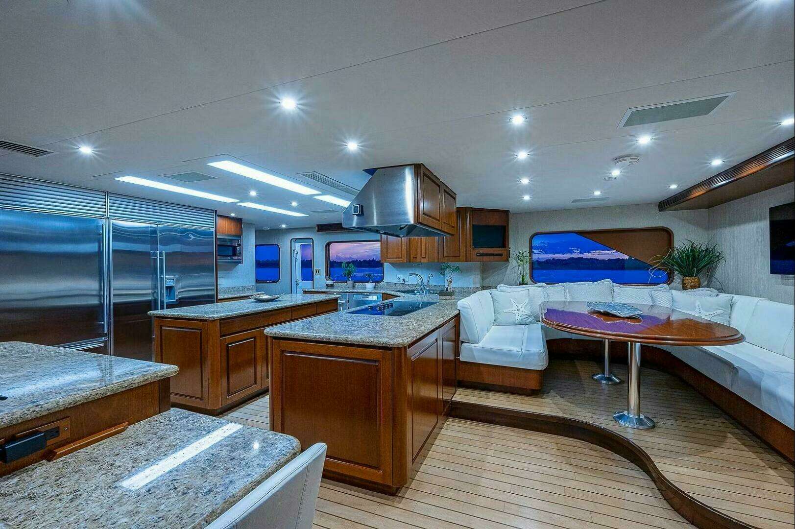 2000 Christensen Raised Pilothouse MY - Image 7