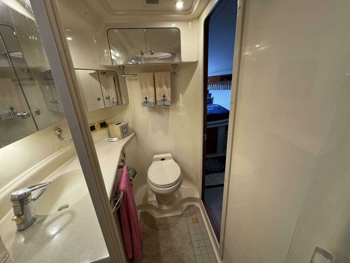 2001 Sea Ray 510 SUNDANCER - Image 24
