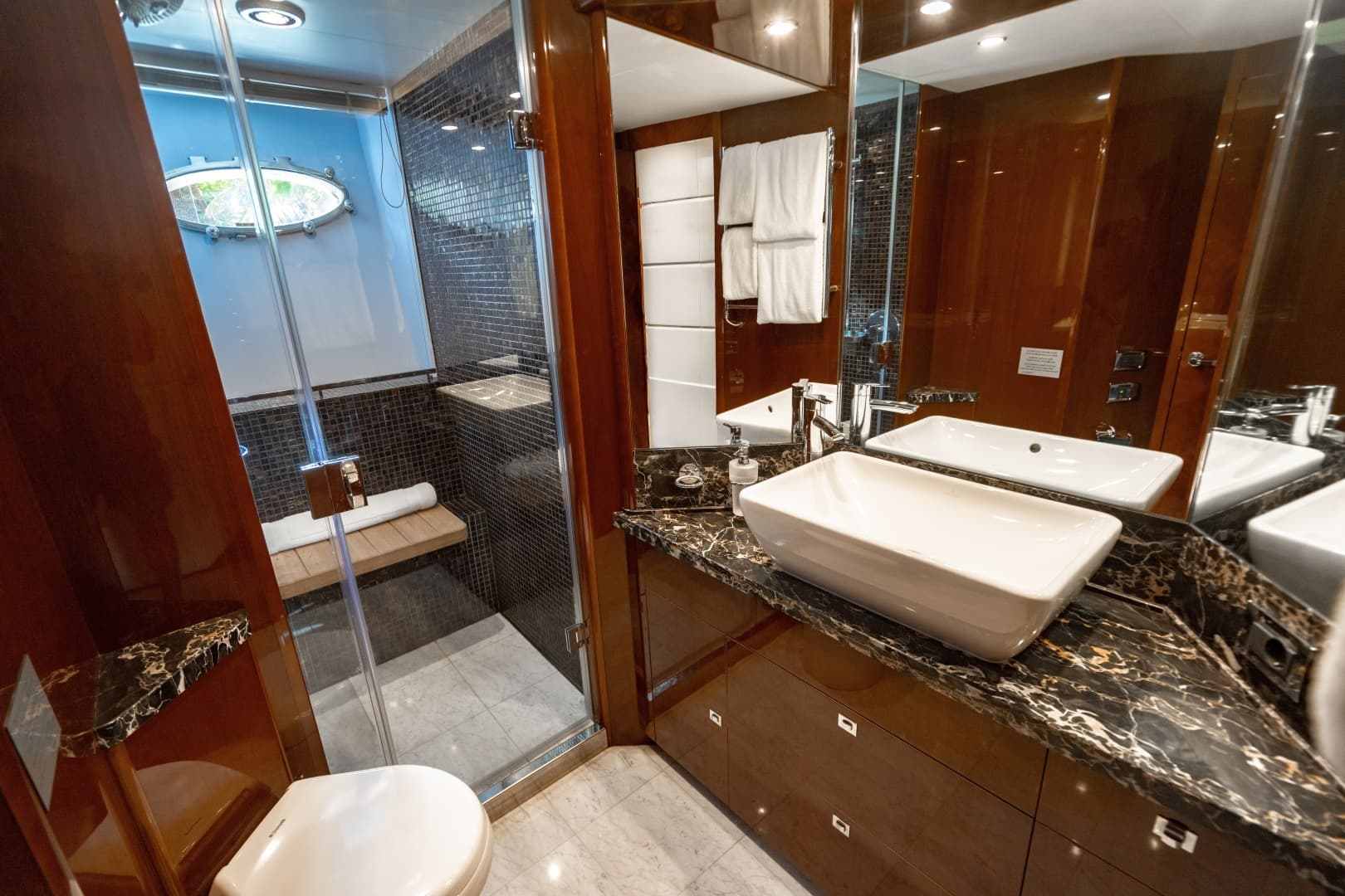 2010 Princess 95 M/Y - Image 8