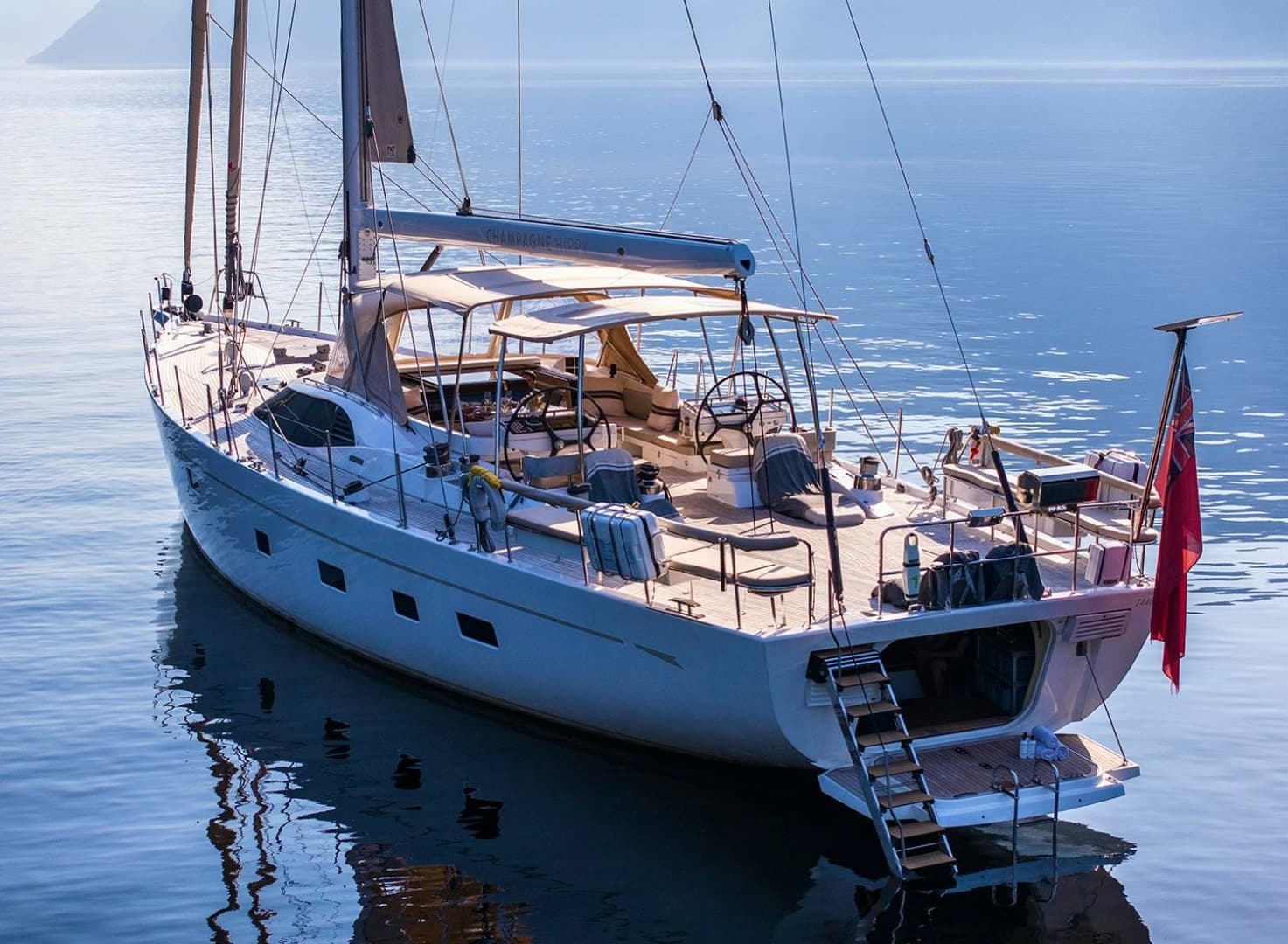 2014 Oyster Yachts Oyster 825 - Image 11