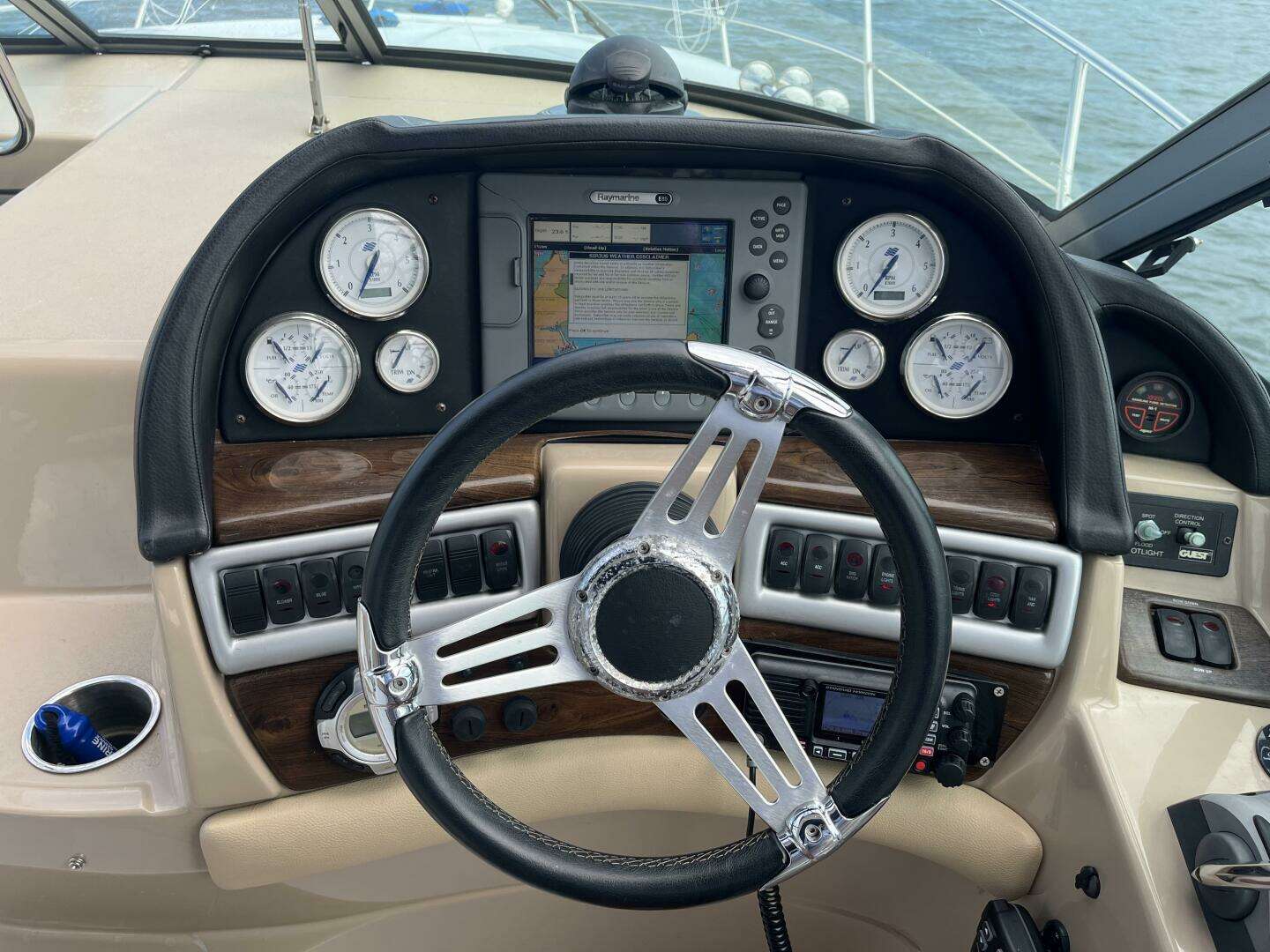 2008 Four Winns V338 - Image 36