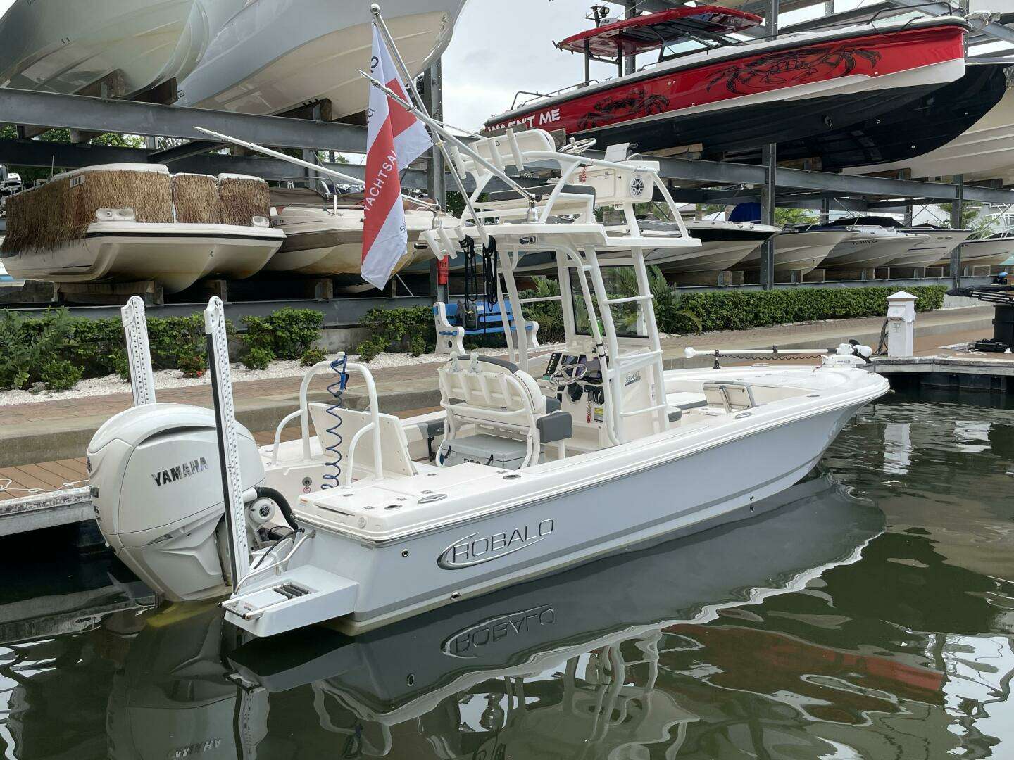 2022 Robalo Cayman 246 SD - Image 5