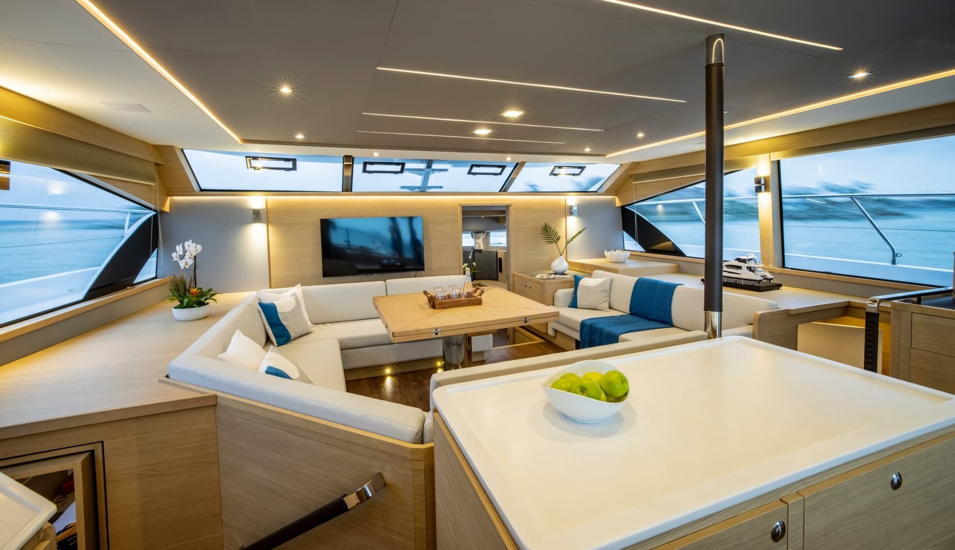 2023 Aquila 54 Yacht - Image 25
