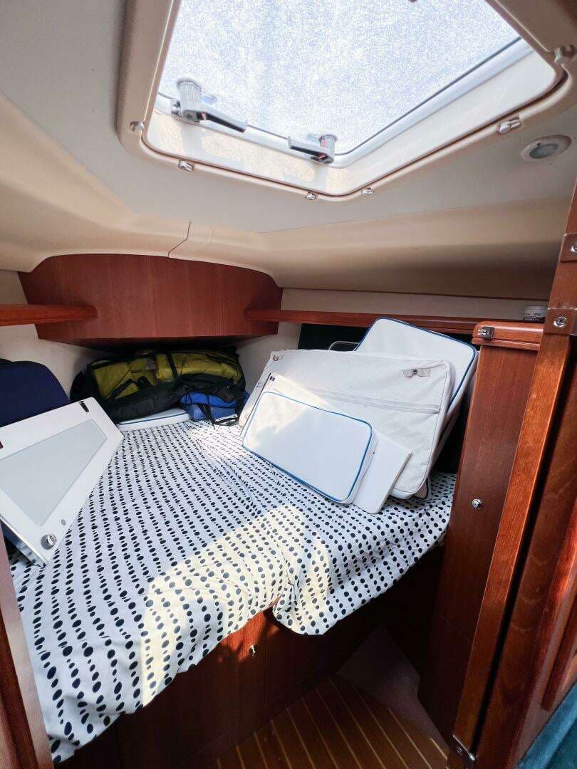 2002 Hunter 356 - Image 27