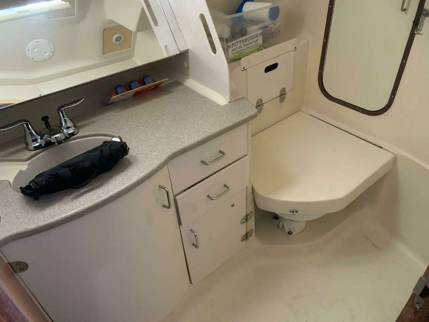 2001 Hunter 340 - Image 25