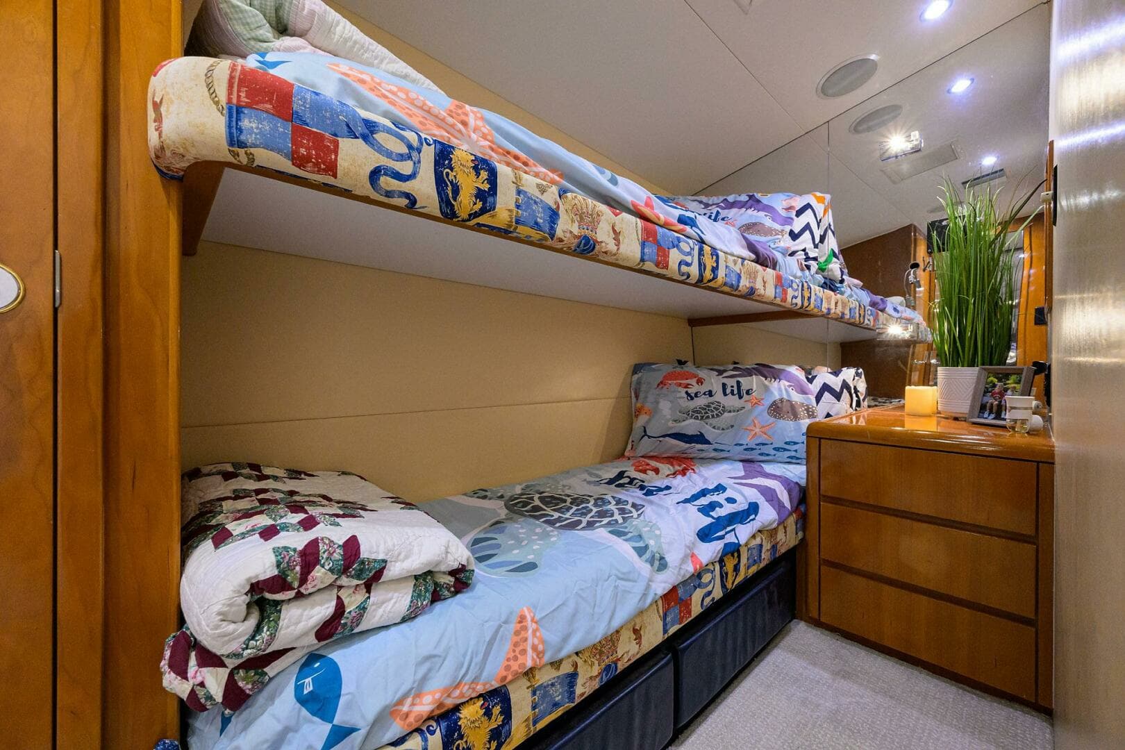 2001 Hatteras Convertible - Image 36