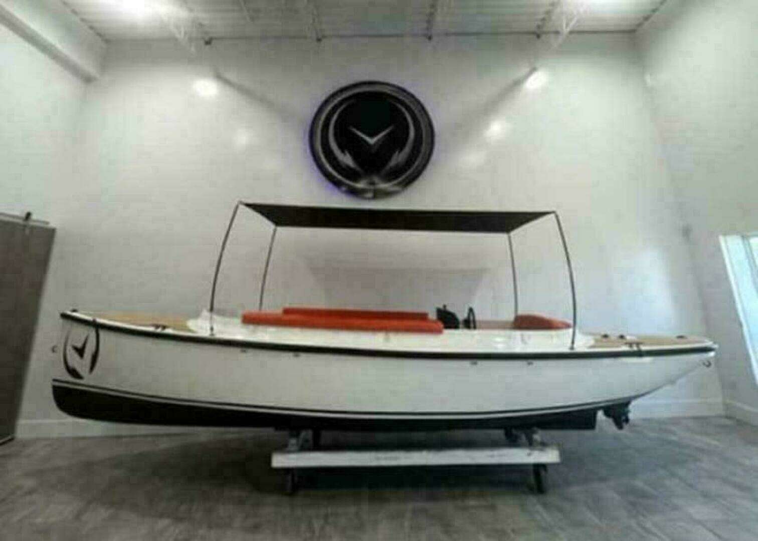 2024 Vision Fantail 217 - Image 7