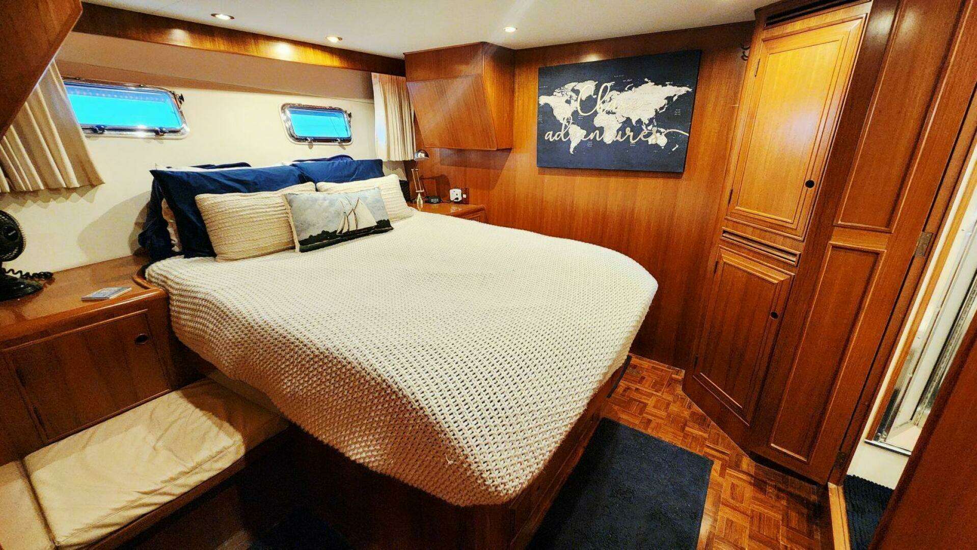 2000 Ocean Alexander 511 Classico - Image 48
