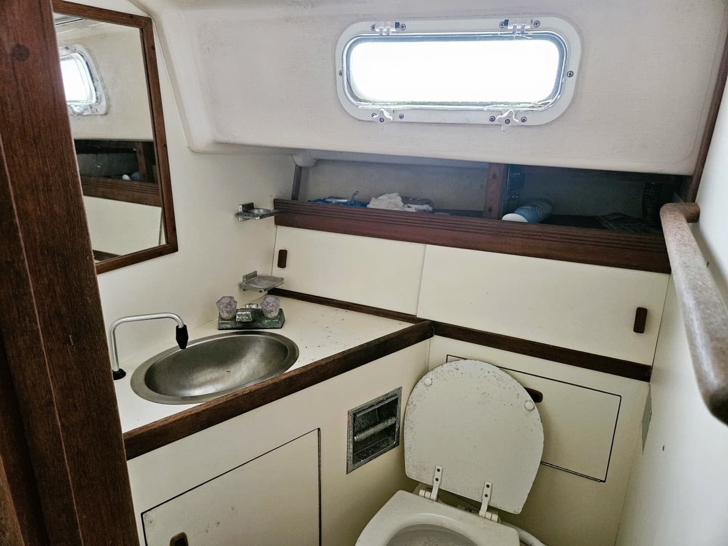 1985 Sabre 34 - Image 16