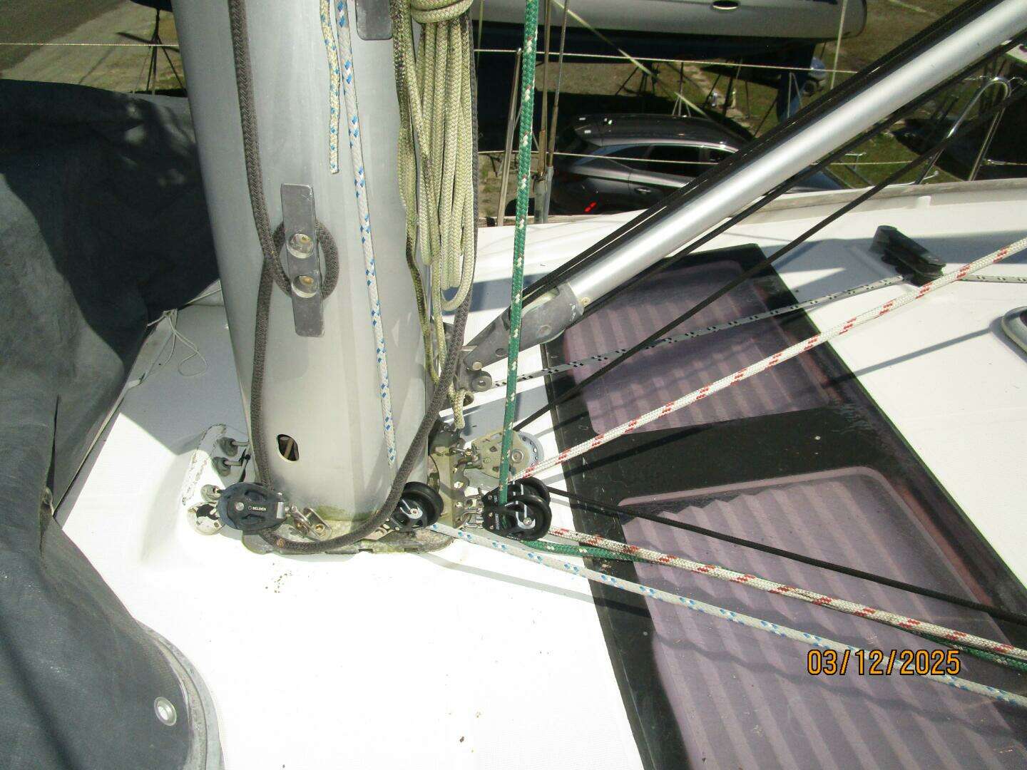 2010 Beneteau Oceanis 43 - Image 7