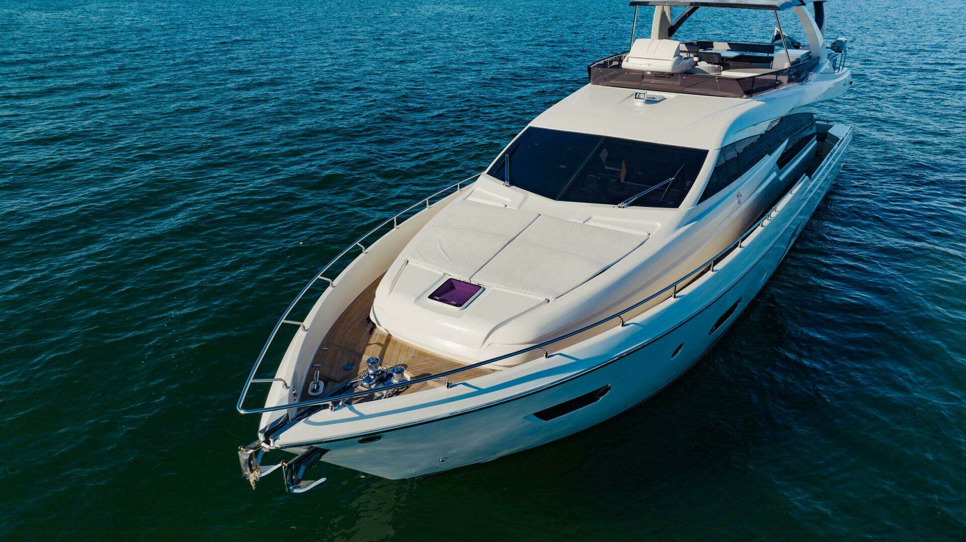 2017 Ferretti Yachts 750 - Image 17